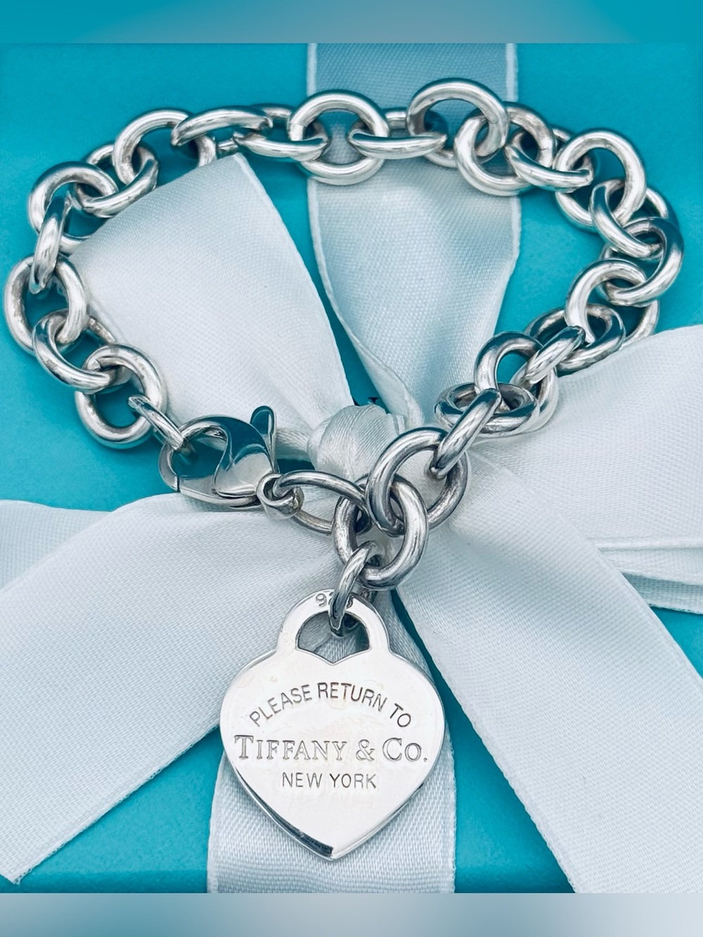Authentic RTT Return to Tiffany & Co. Medium Heart Charm Bracelet 7.5”